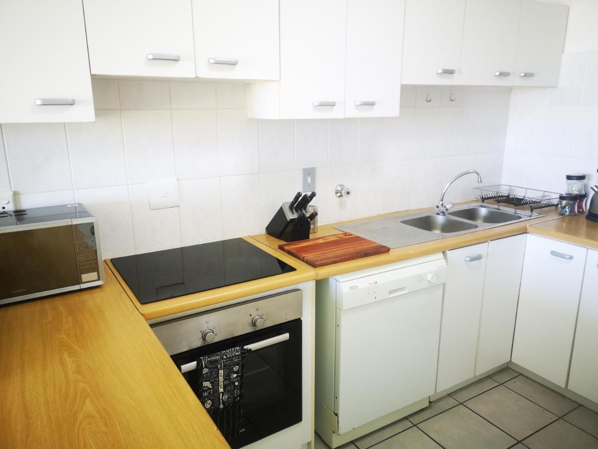 Cape Town Family Beachfront Apartment Leisure Bay Cidade Do Cabo Exterior foto