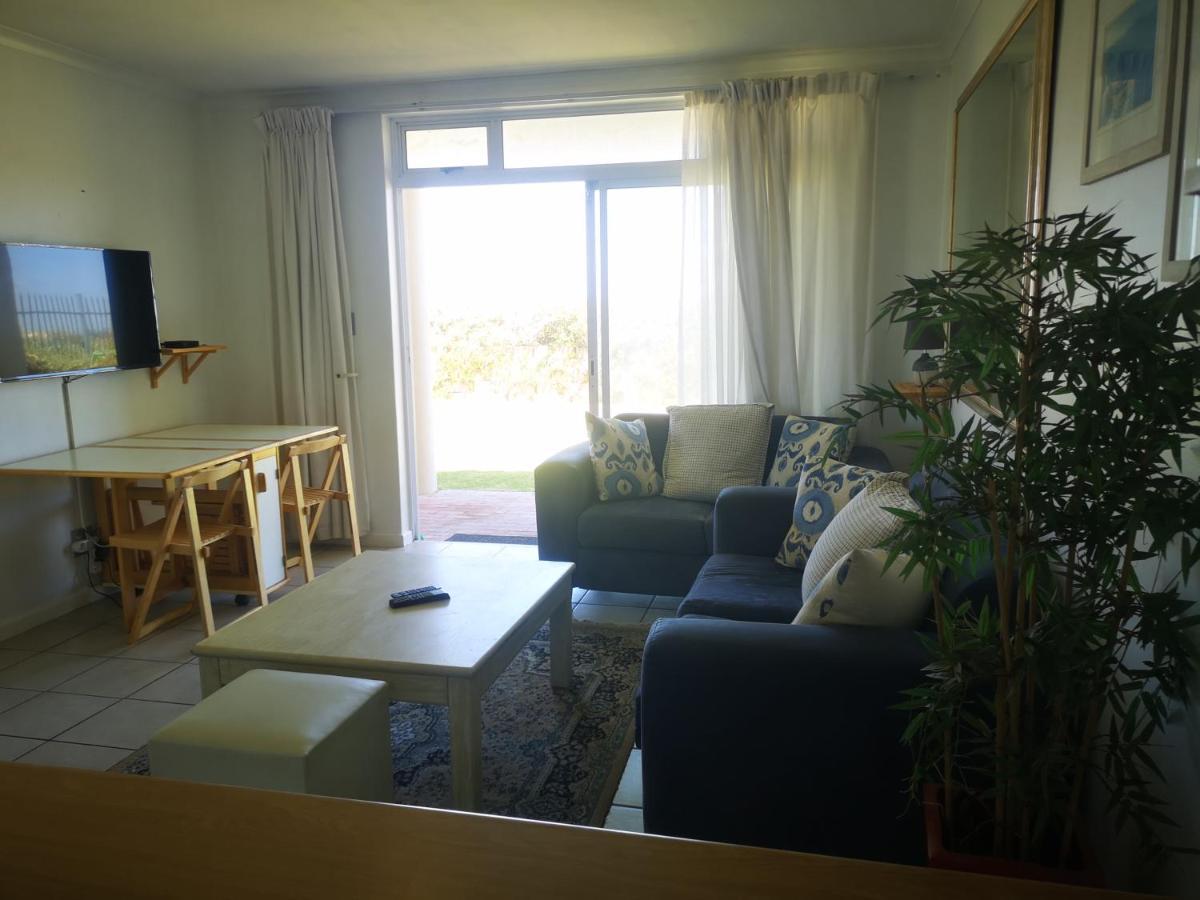 Cape Town Family Beachfront Apartment Leisure Bay Cidade Do Cabo Exterior foto