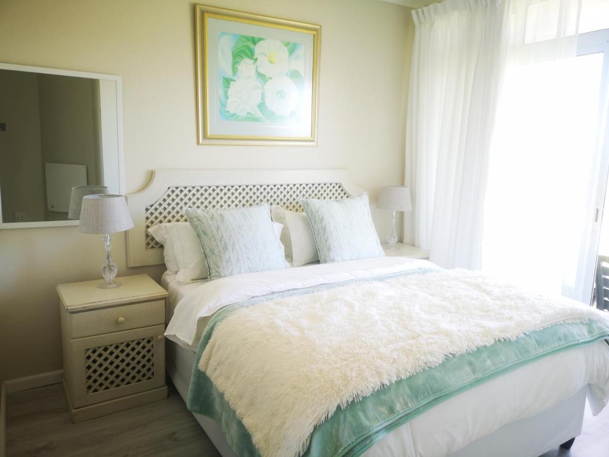 Cape Town Family Beachfront Apartment Leisure Bay Cidade Do Cabo Exterior foto