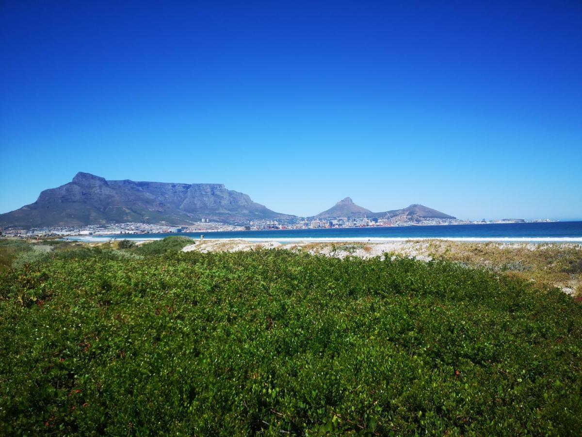 Cape Town Family Beachfront Apartment Leisure Bay Cidade Do Cabo Exterior foto