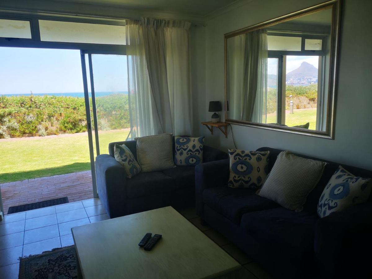Cape Town Family Beachfront Apartment Leisure Bay Cidade Do Cabo Exterior foto