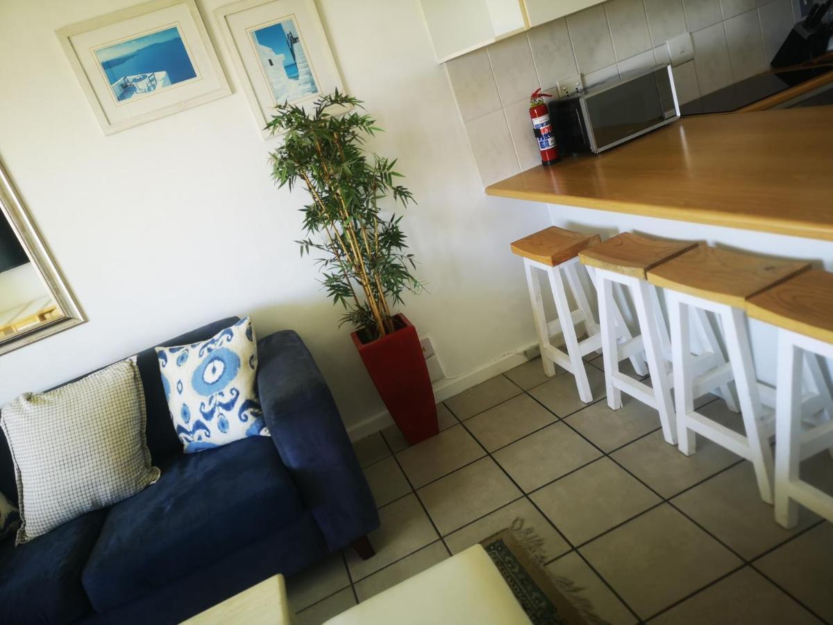 Cape Town Family Beachfront Apartment Leisure Bay Cidade Do Cabo Exterior foto