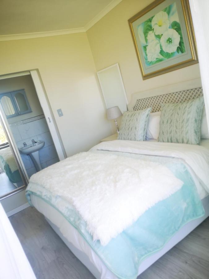 Cape Town Family Beachfront Apartment Leisure Bay Cidade Do Cabo Exterior foto