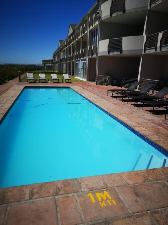 Cape Town Family Beachfront Apartment Leisure Bay Cidade Do Cabo Exterior foto