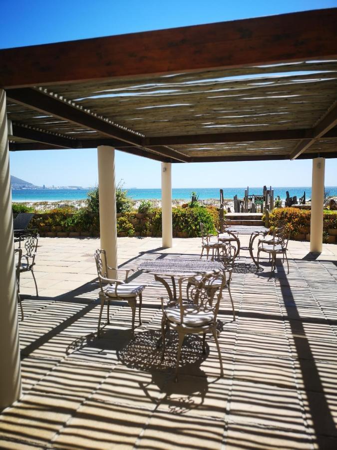 Cape Town Family Beachfront Apartment Leisure Bay Cidade Do Cabo Exterior foto